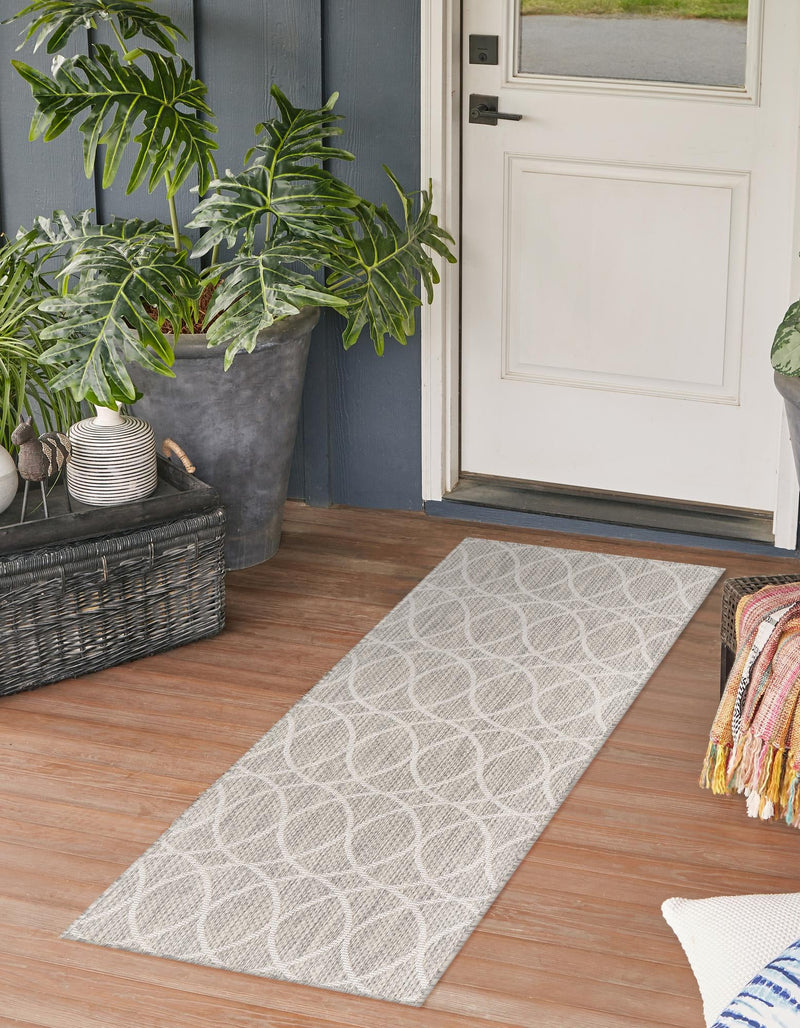 Garden Lattice Oasis Collection Area Rug -  Pavilion (Light Gray) Runner Light Gray  lifestyle 5