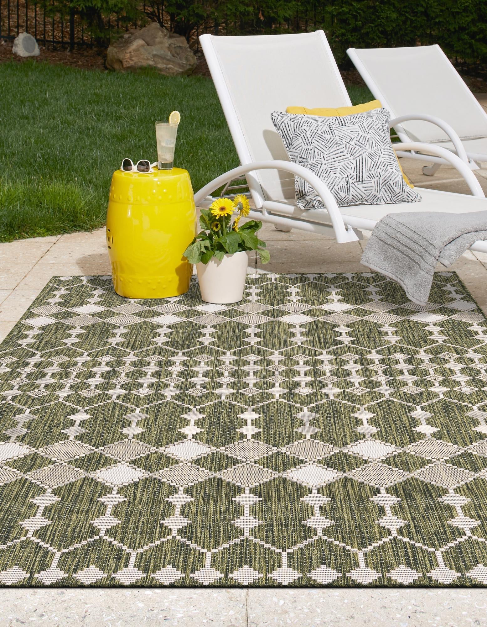 Seaside Lattice Collection Area Rug -  Veranda