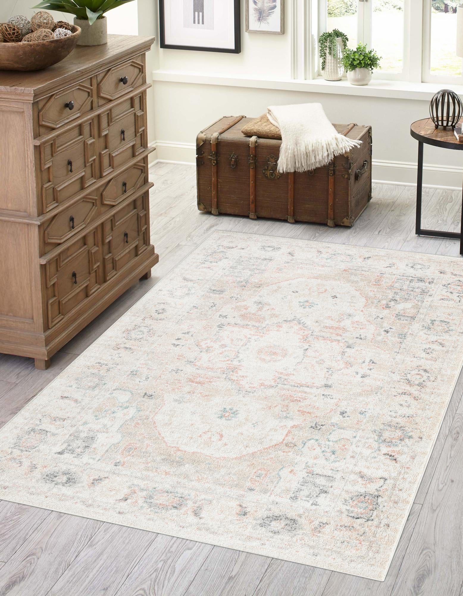 Parisian Elegance Collection Area Rug - Versailles (Ivory)