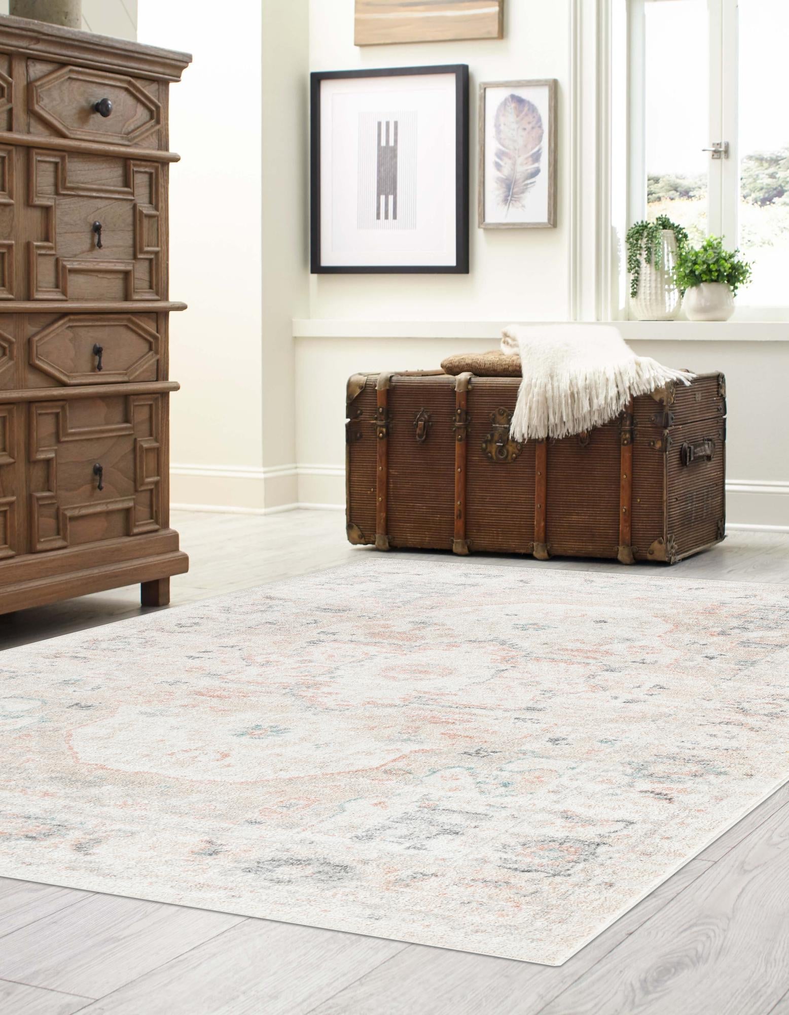 Parisian Elegance Collection Area Rug - Versailles (Ivory)