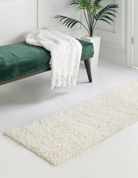 Cozy Haven Shag Collection Area Rug - Sanctuary (Snow White)