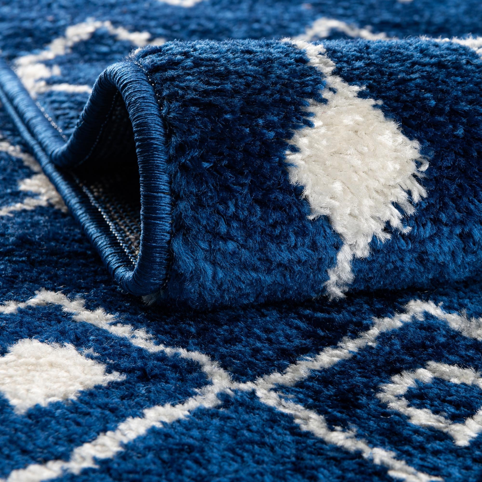 Mediterranean Lattice Collection Area Rug - Santorini (Navy Blue)