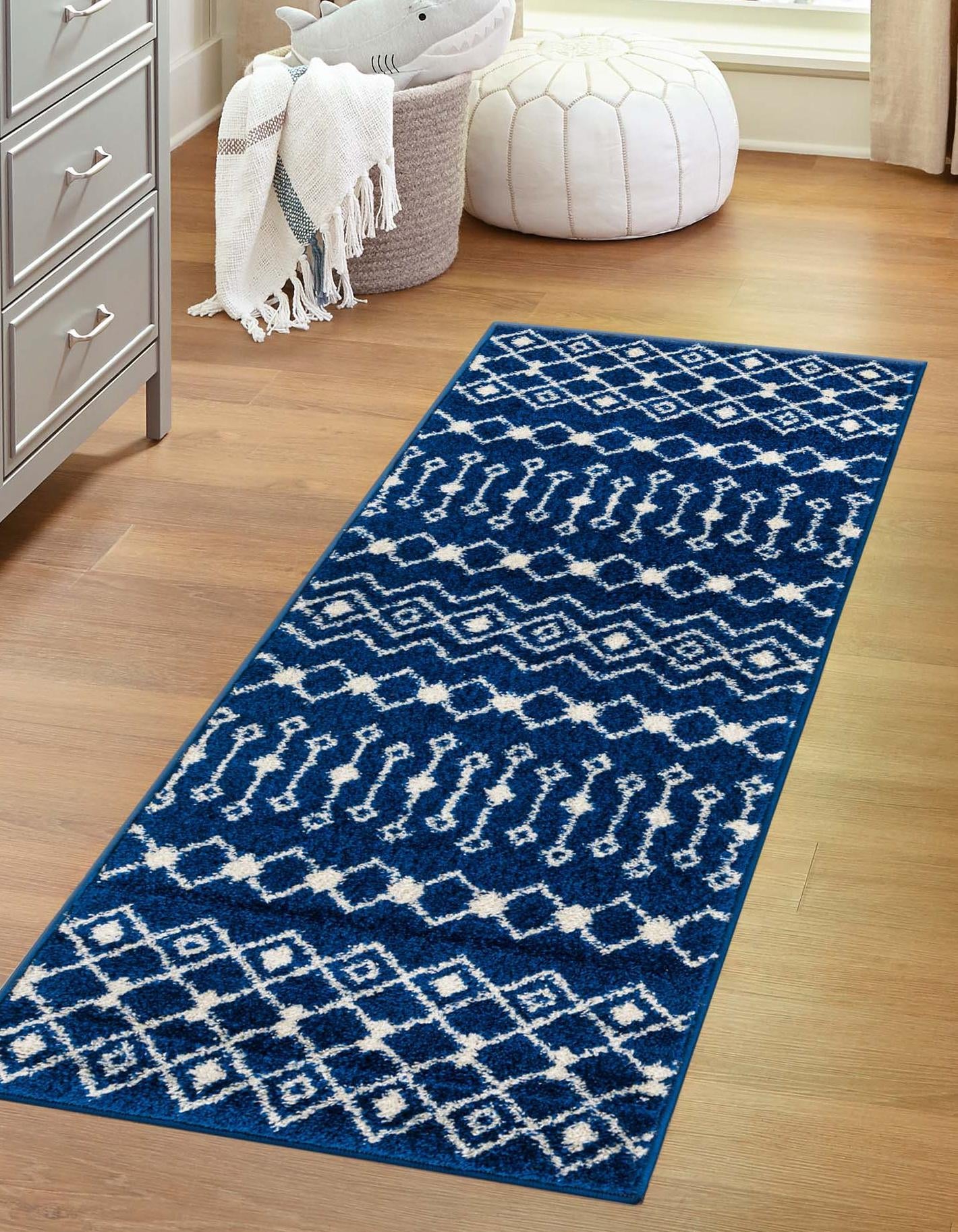 Mediterranean Lattice Collection Area Rug - Santorini (Navy Blue)