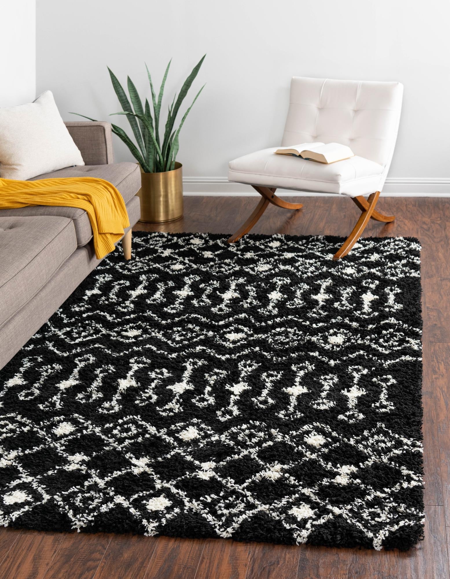 Berber Lattice Shag Collection Area Rug - Atlas (Black and White)