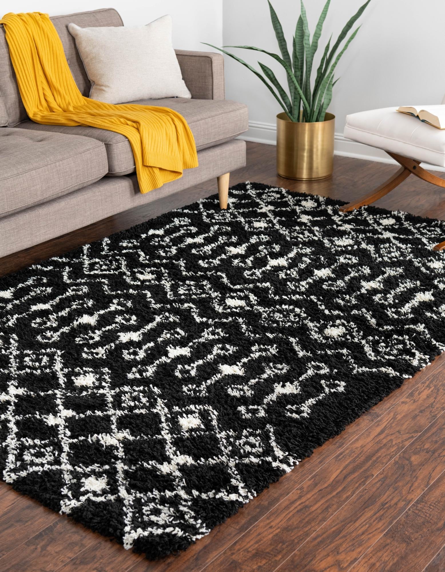 Berber Lattice Shag Collection Area Rug - Atlas (Black and White)