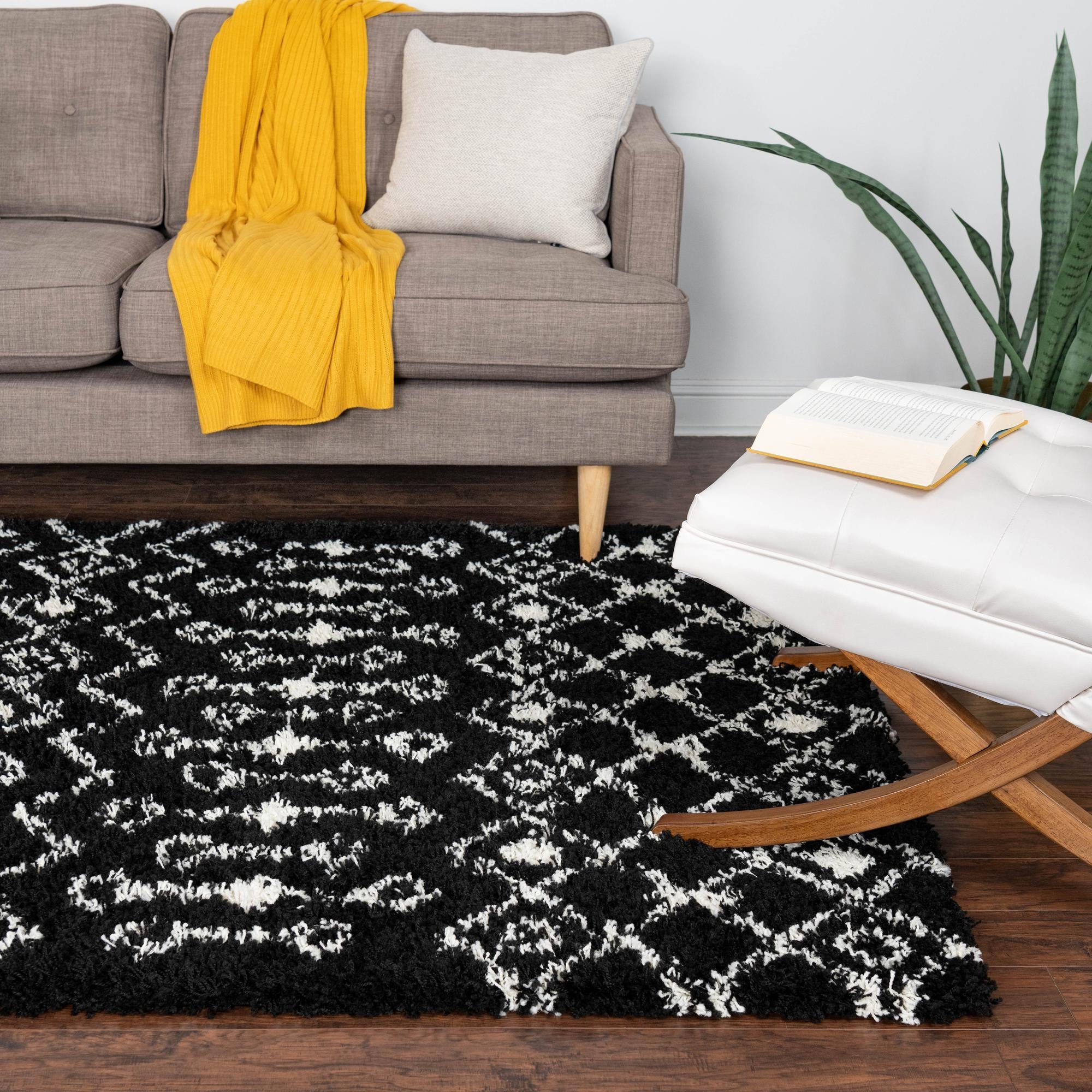 Berber Lattice Shag Collection Area Rug - Atlas (Black and White)