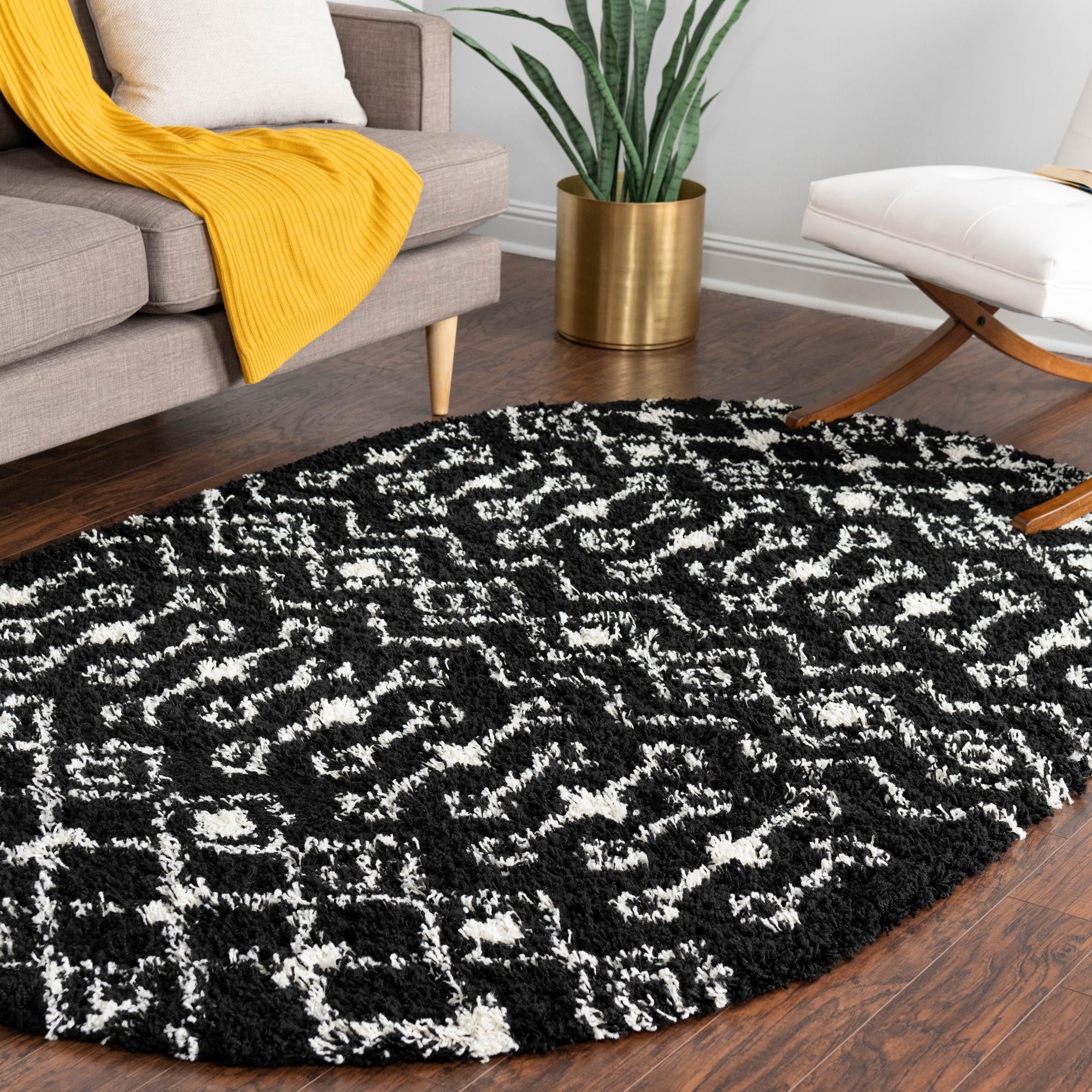 Berber Lattice Shag Collection Area Rug - Atlas (Black and White)