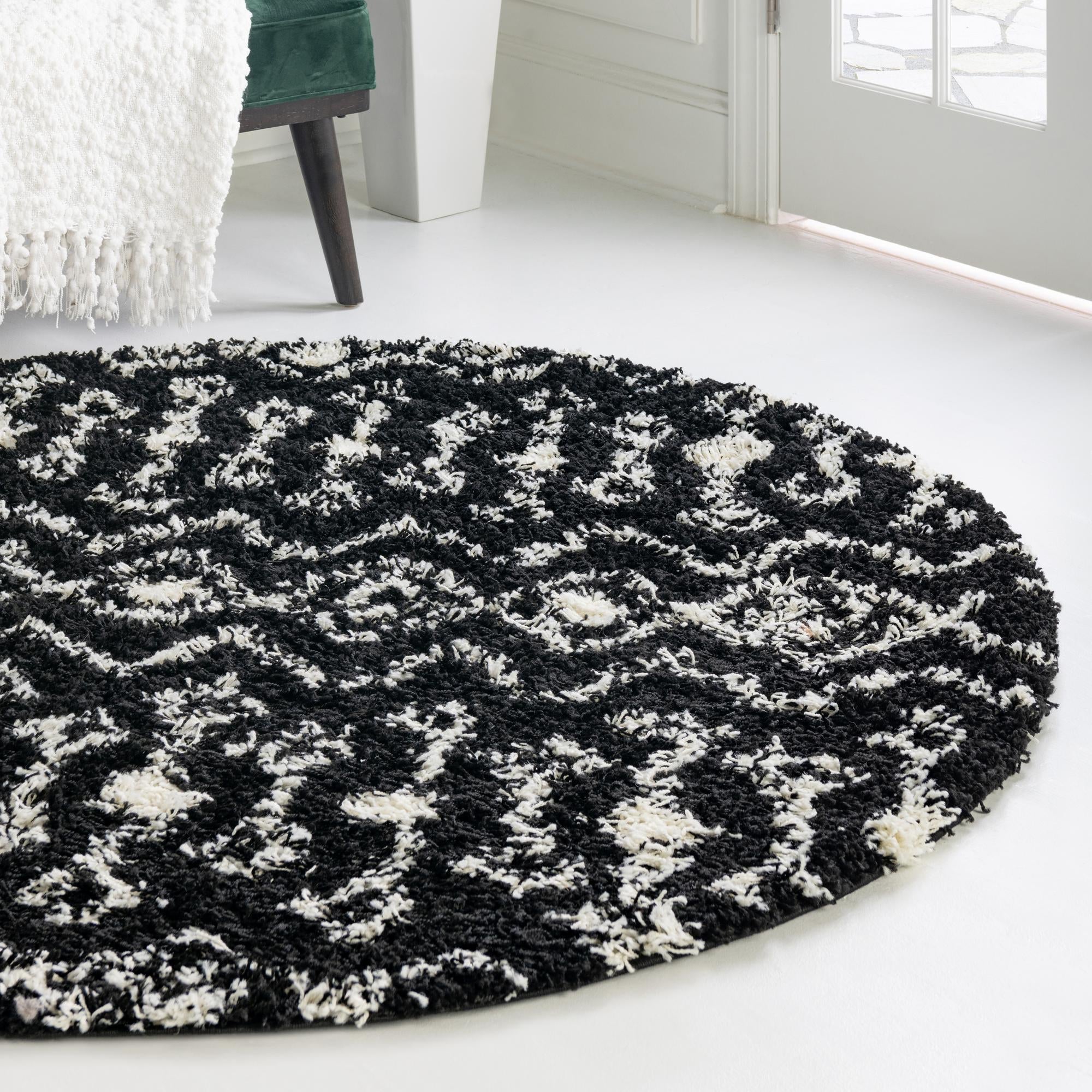 Berber Lattice Shag Collection Area Rug - Atlas (Black and White)