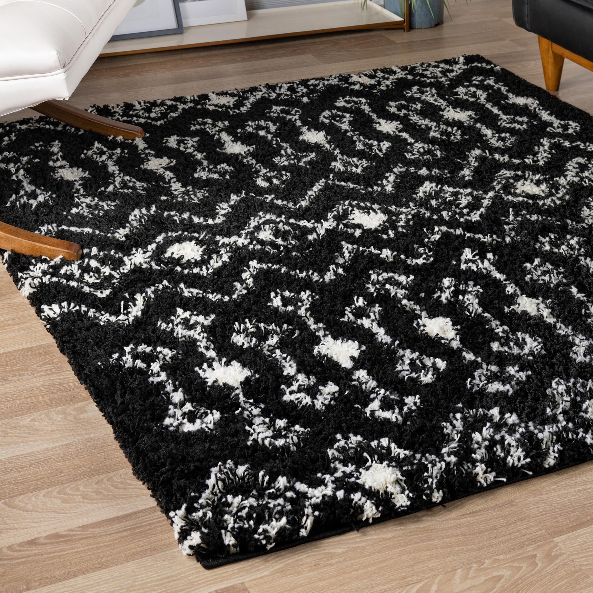 Berber Lattice Shag Collection Area Rug - Atlas (Black and White)