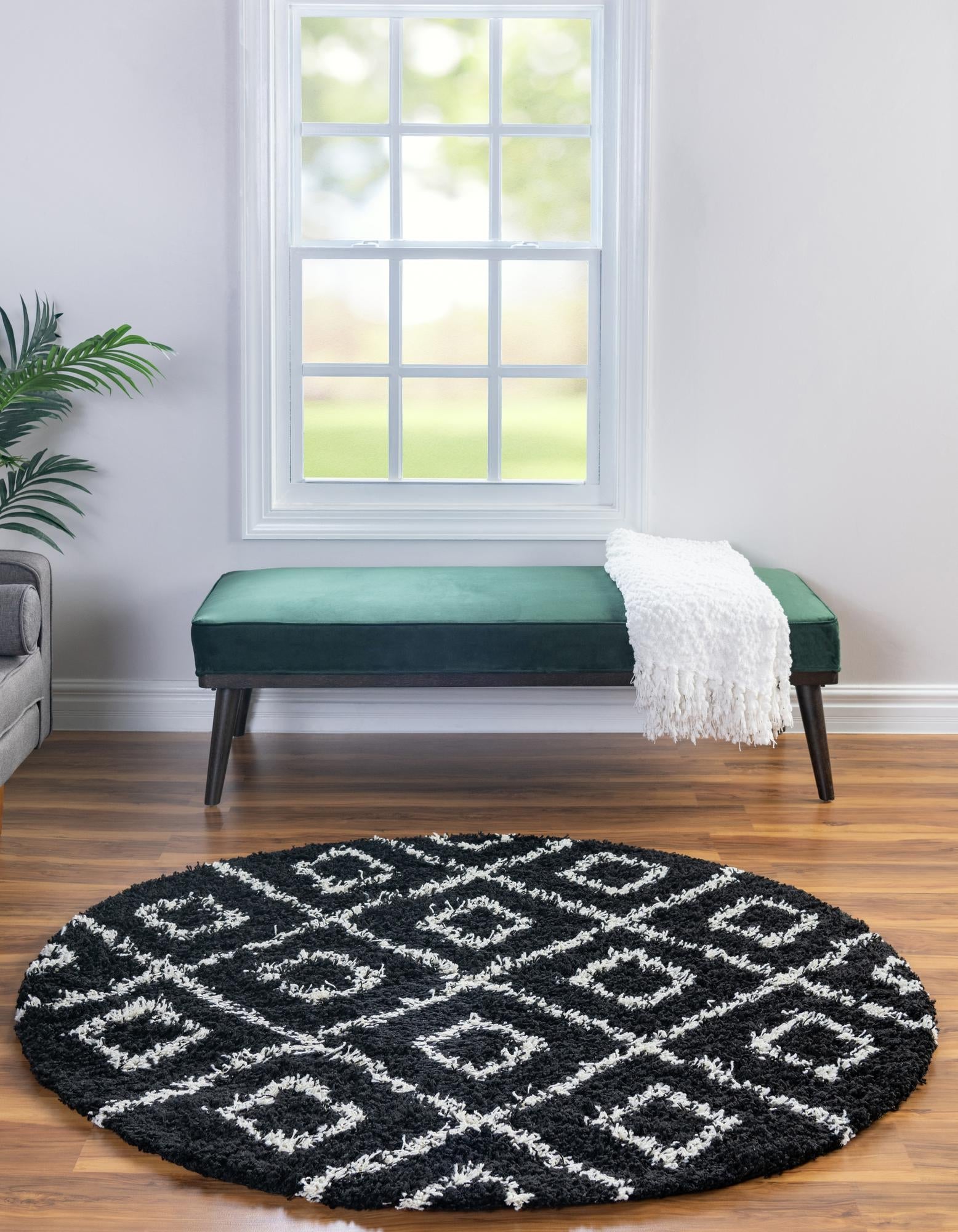 Trellis Haven Collection Area Rug - Soho (Black and White)