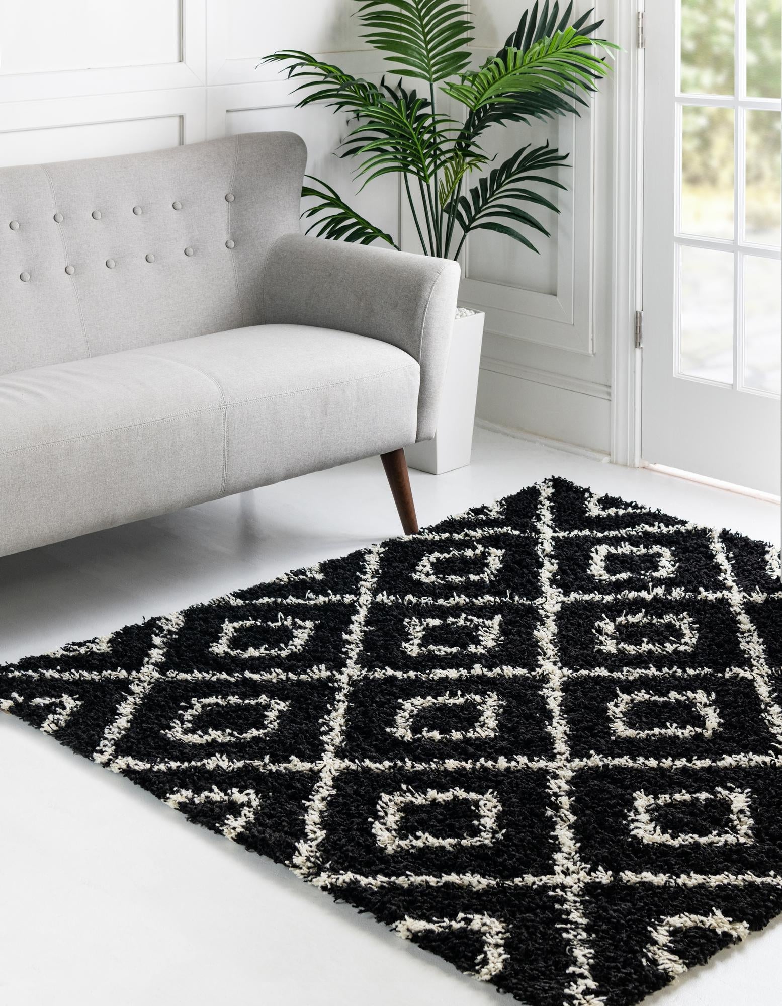 Trellis Haven Collection Area Rug - Soho (Black and White)