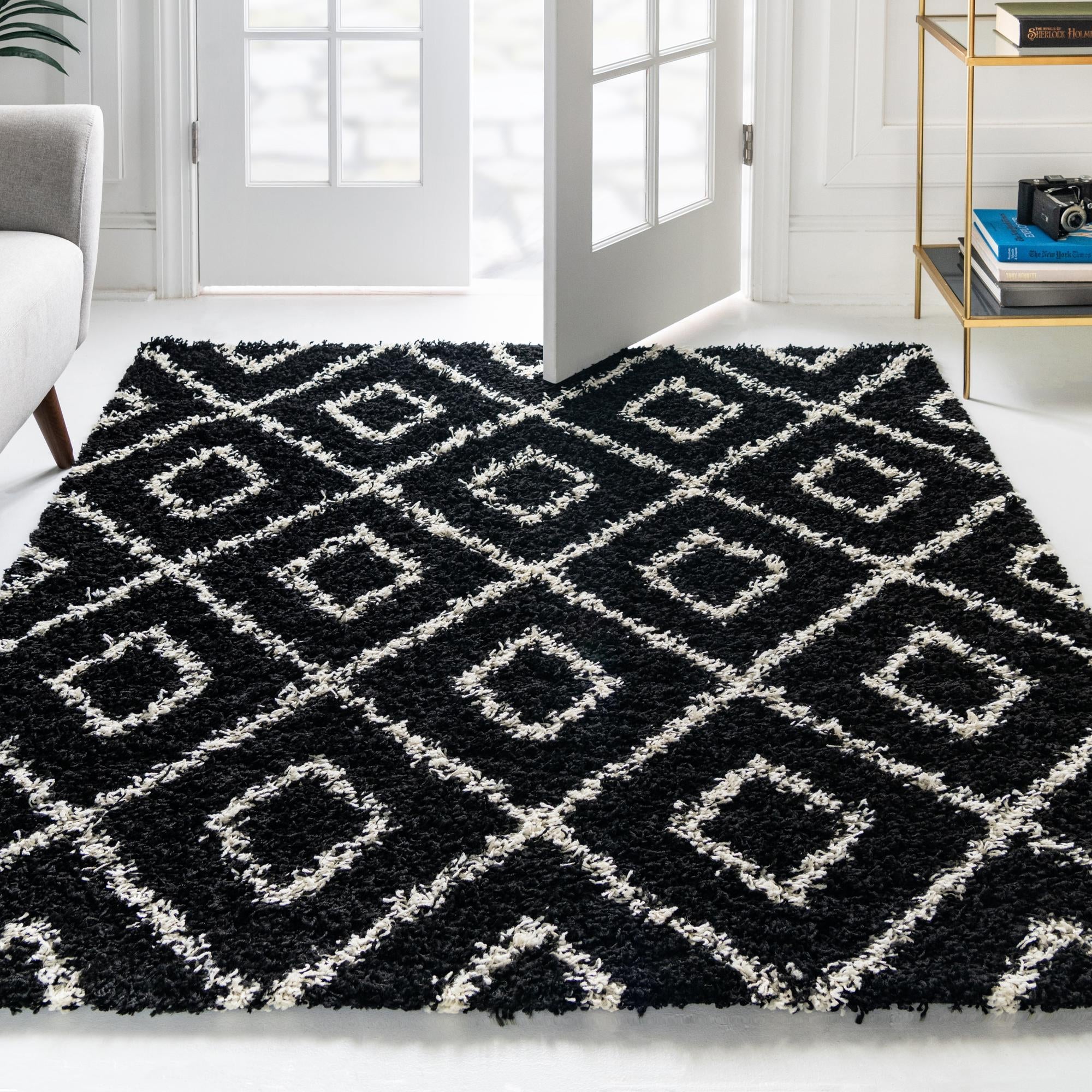 Trellis Haven Collection Area Rug - Soho (Black and White)