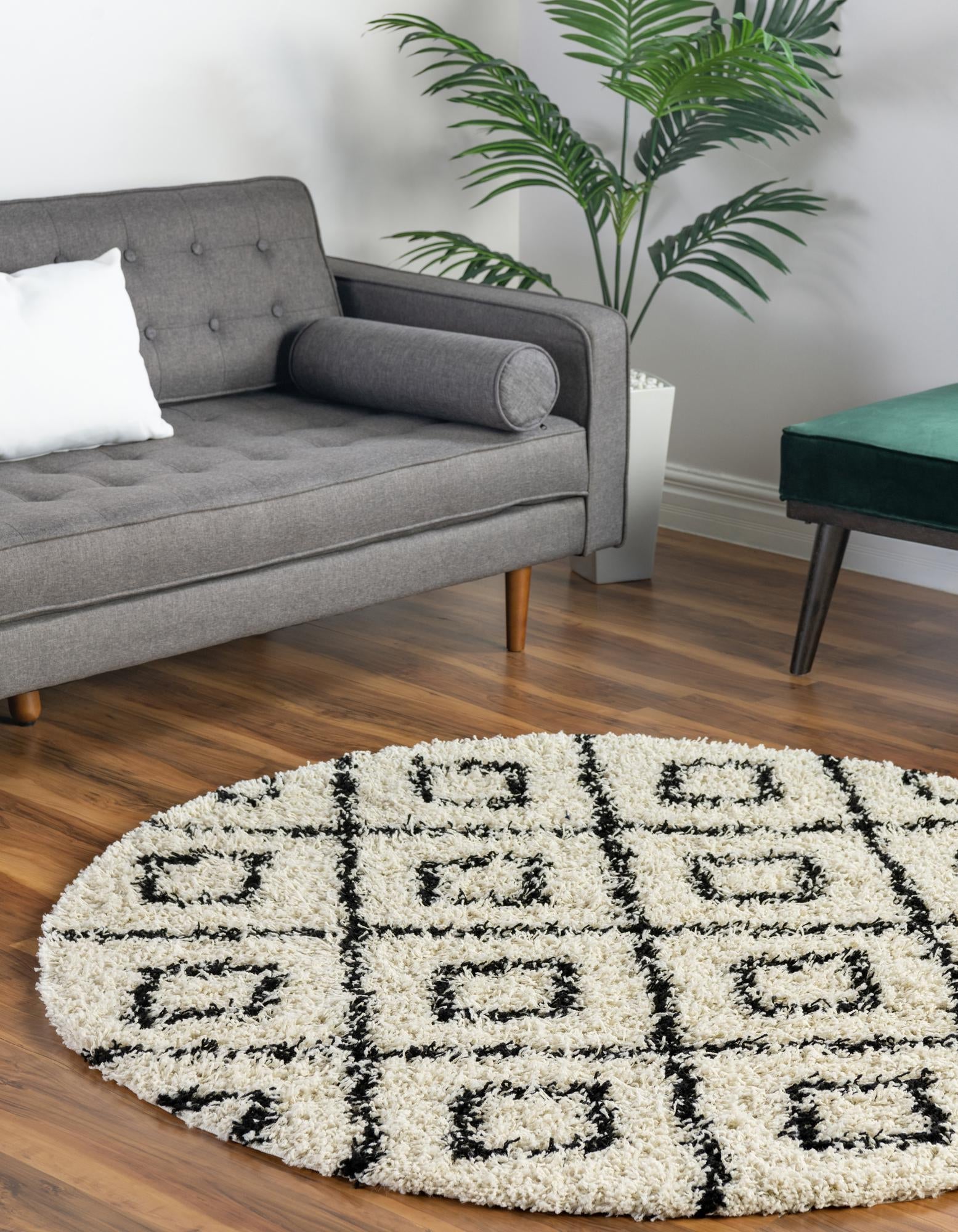 Trellis Haven Collection Area Rug - Soho (White and Black)