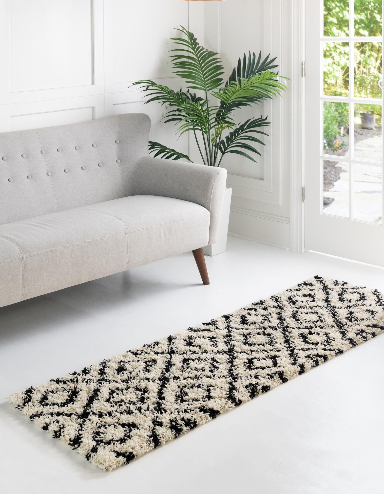 Trellis Haven Collection Area Rug - Soho (White and Black)