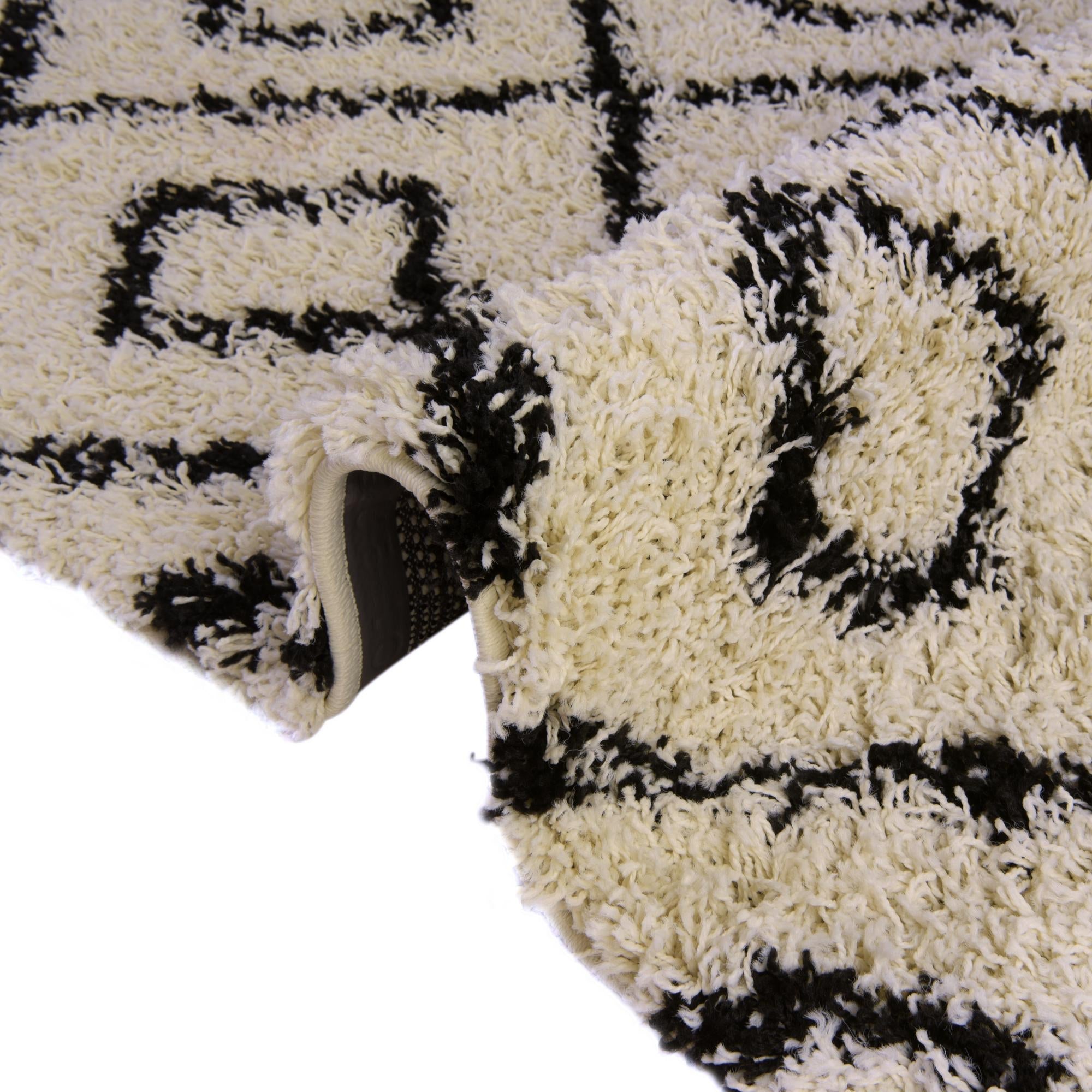 Trellis Haven Collection Area Rug - Soho (White and Black)