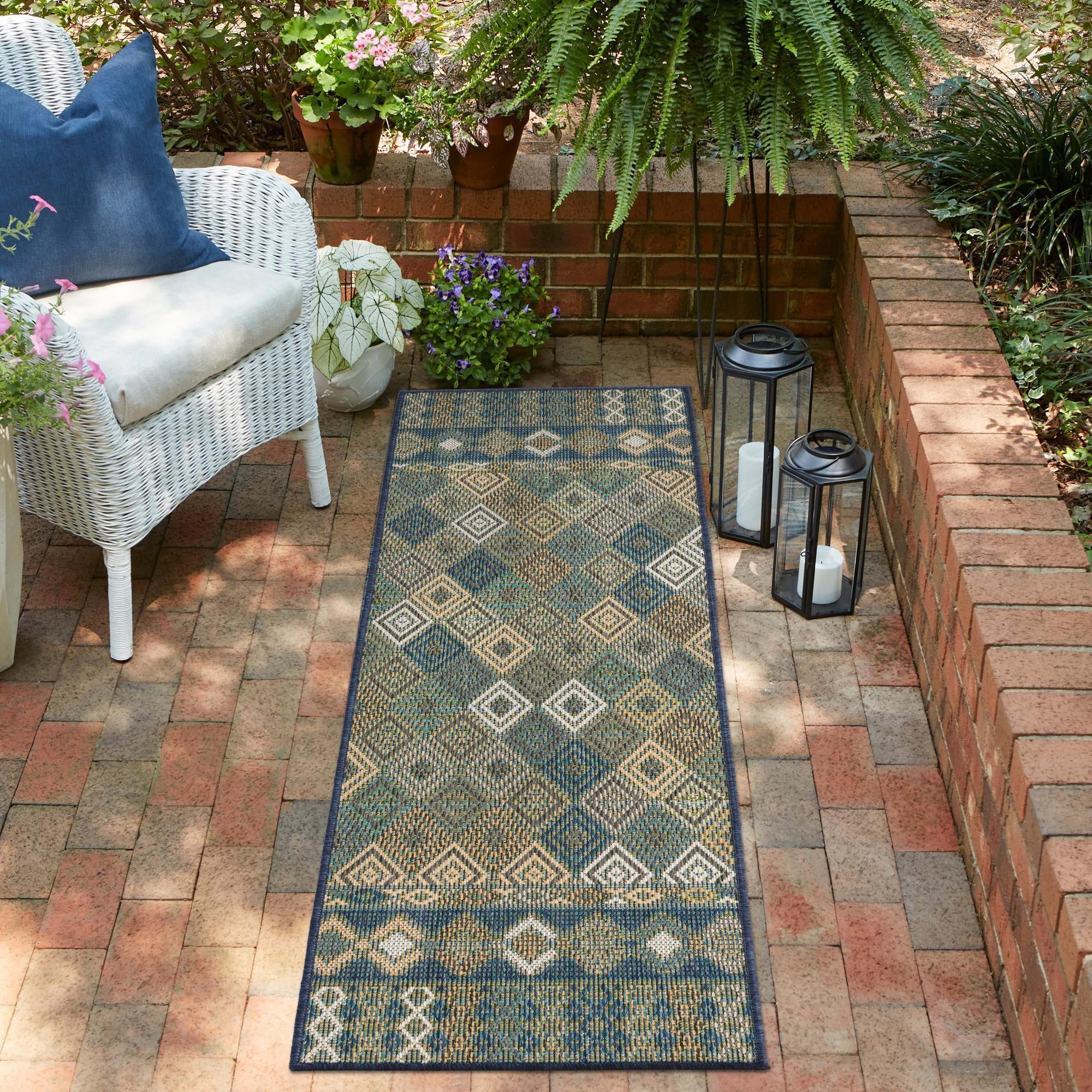 Coastal Terrace Collection Area Rug -  Pelican