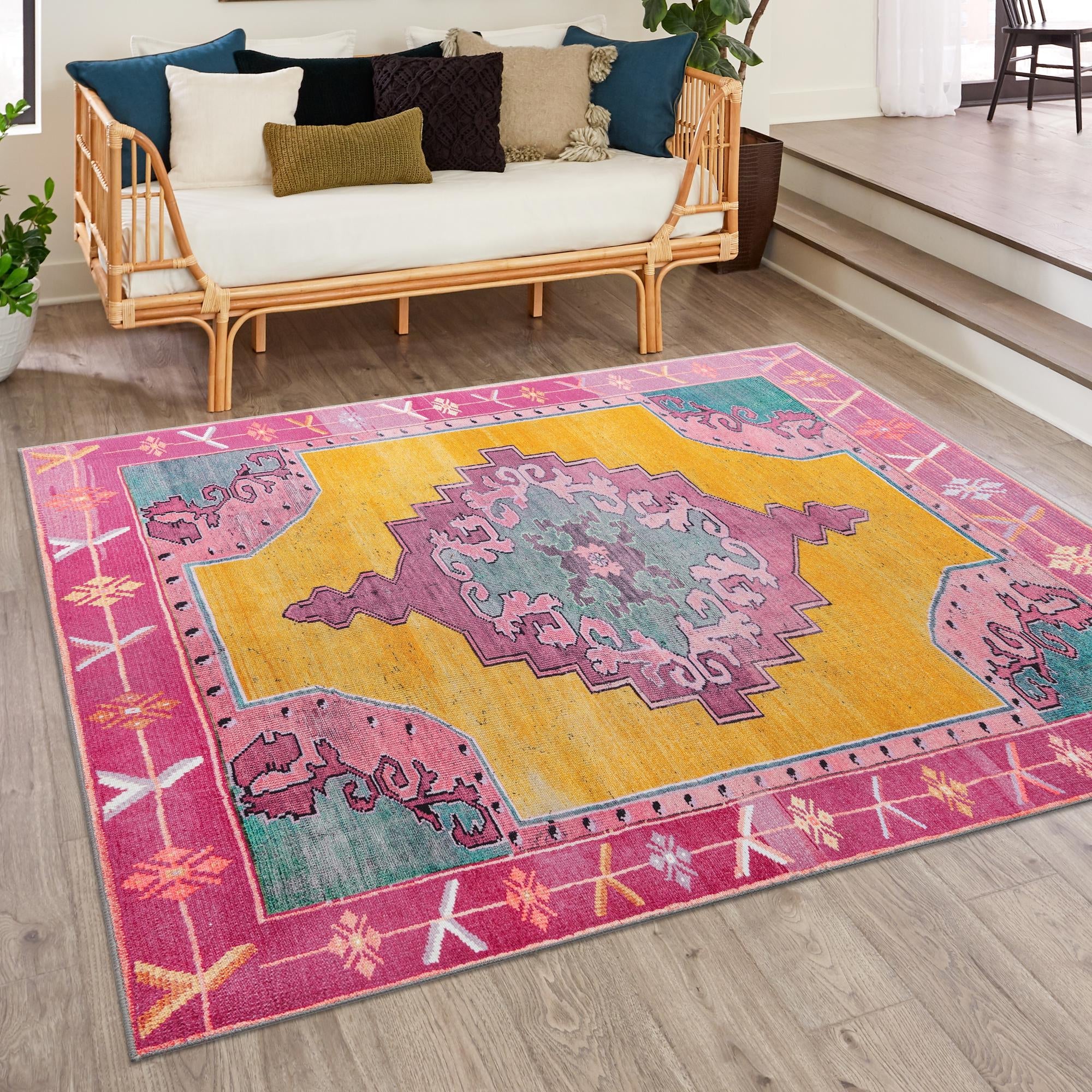 Heritage Elegance Collection Area Rug -  Winterthur (Yellow)