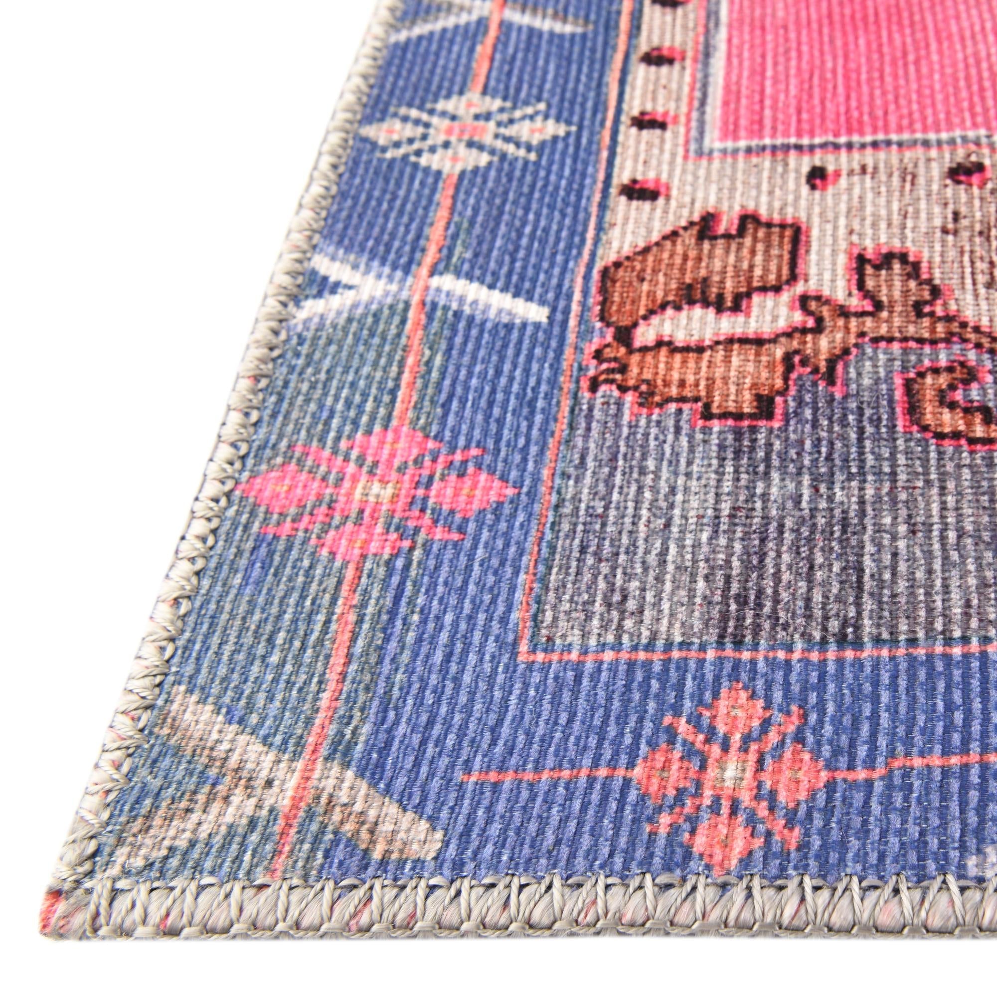 Heritage Elegance Collection Area Rug -  Winterthur (Fuchsia)