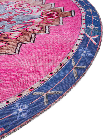 Heritage Elegance Collection Area Rug -  Winterthur (Fuchsia)