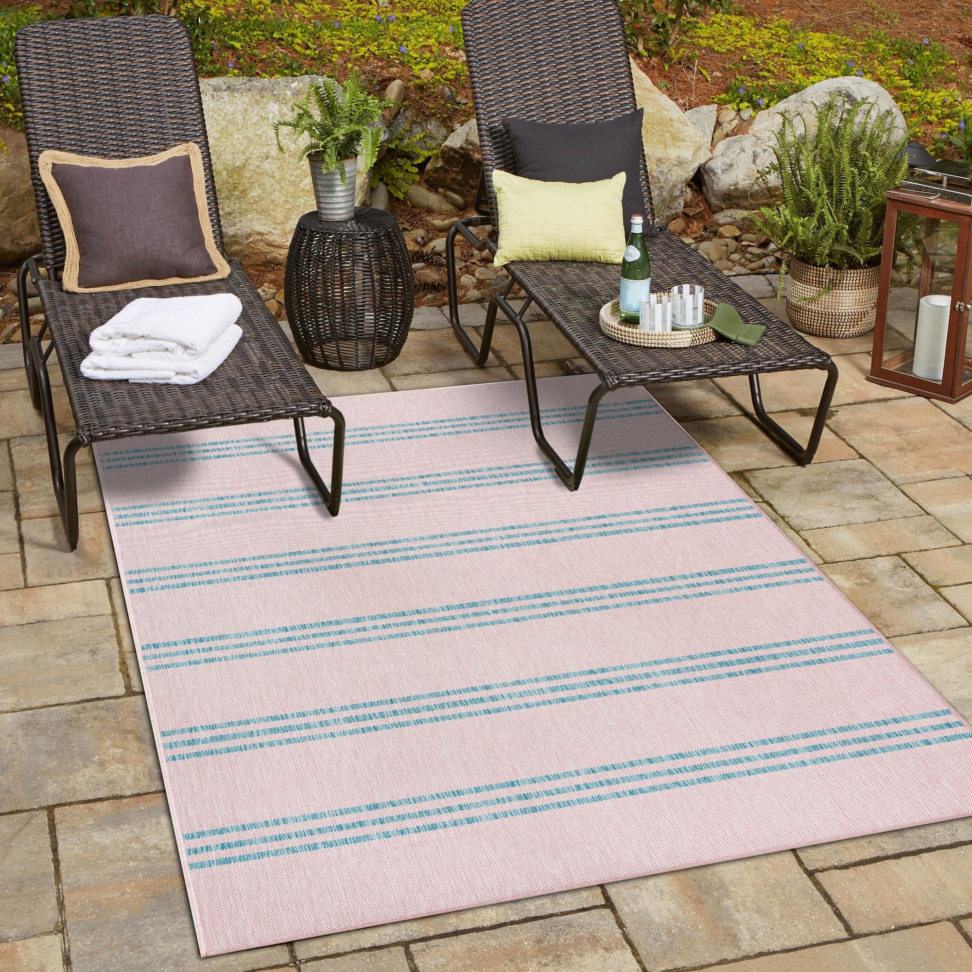 Urban Oasis Rugs Collection Area Rug -  District (Pink)