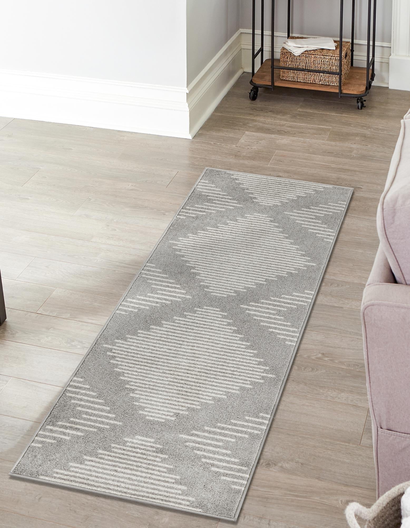 Seychelles Stripes Collection Area Rug - Mahe (Gray and Ivory)