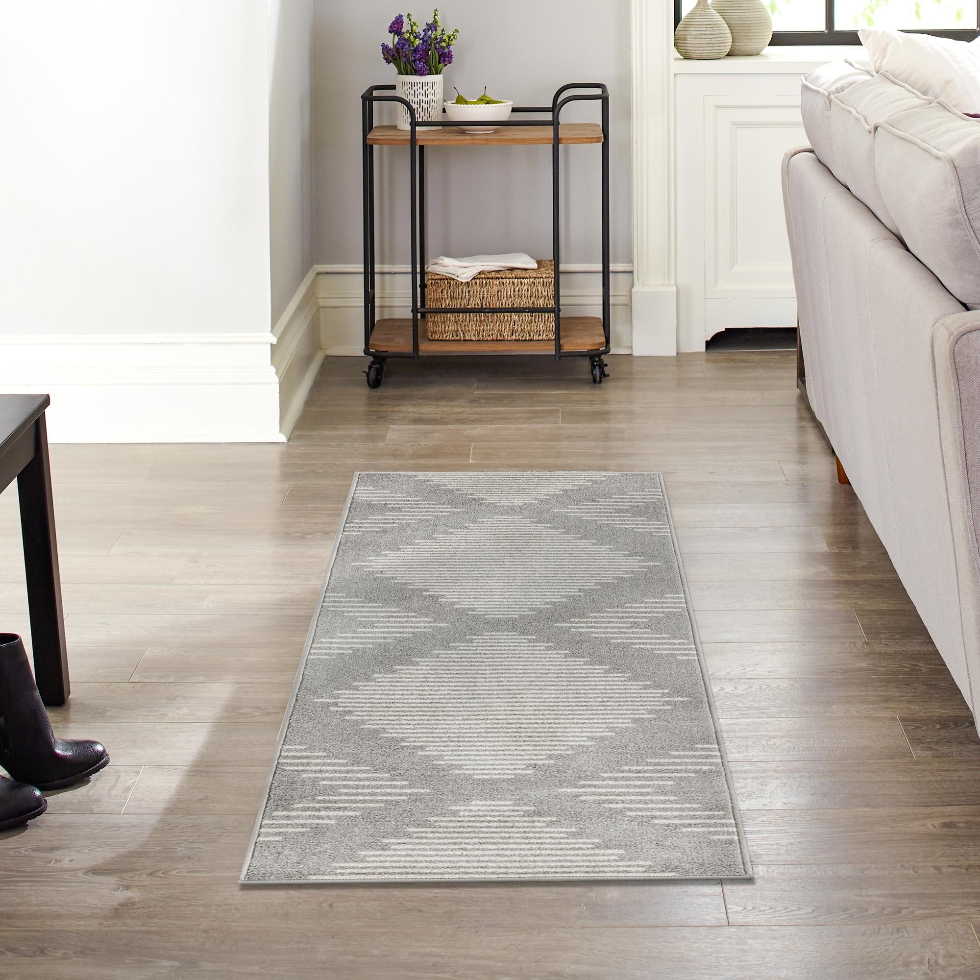 Seychelles Stripes Collection Area Rug - Mahe (Gray and Ivory)