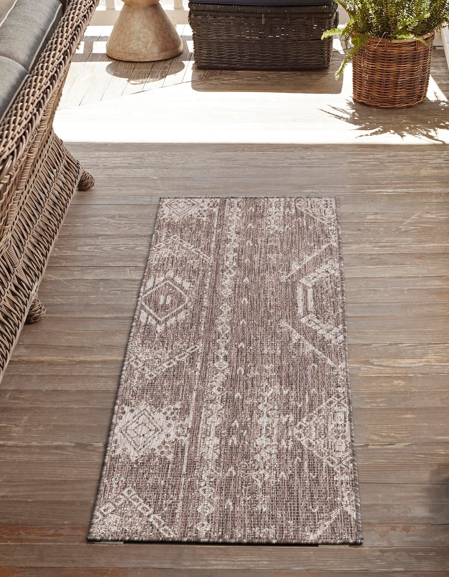 Desert Nomad Terrace Collection Area Rug - Sahara (Brown)