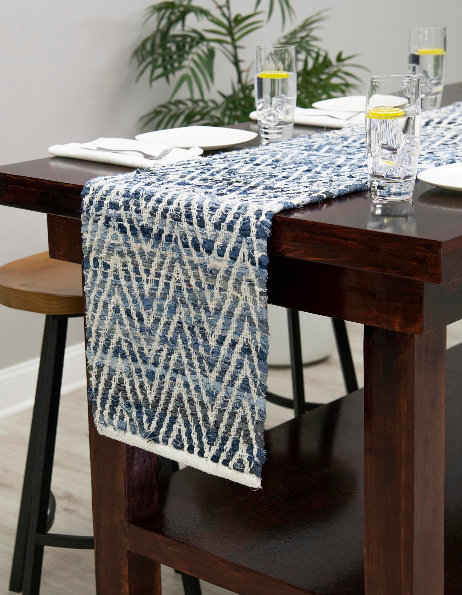 Zigzag Marina Collection Area Rug - HarborStripes