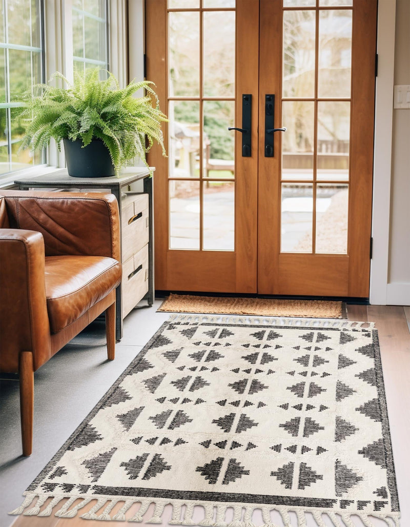 Sedona Sands Collection Area Rug - BellRock Rectangle Black and White  lifestyle 18