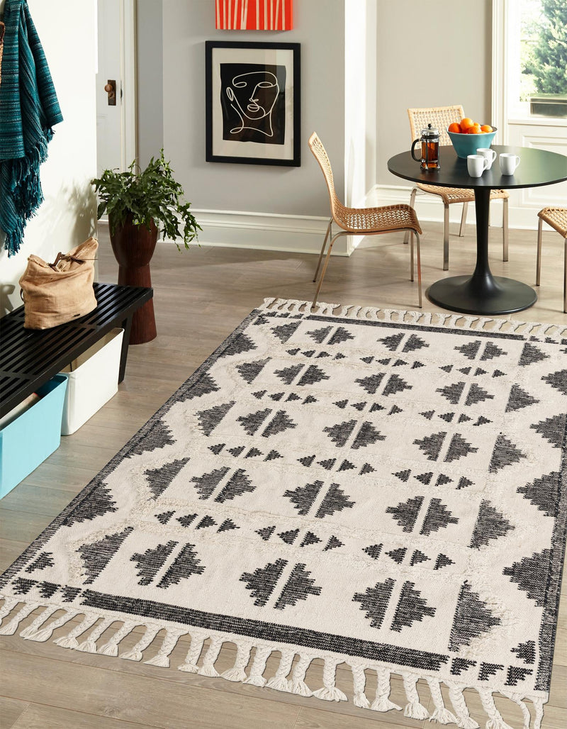 Sedona Sands Collection Area Rug - BellRock Rectangle Black and White  lifestyle 24