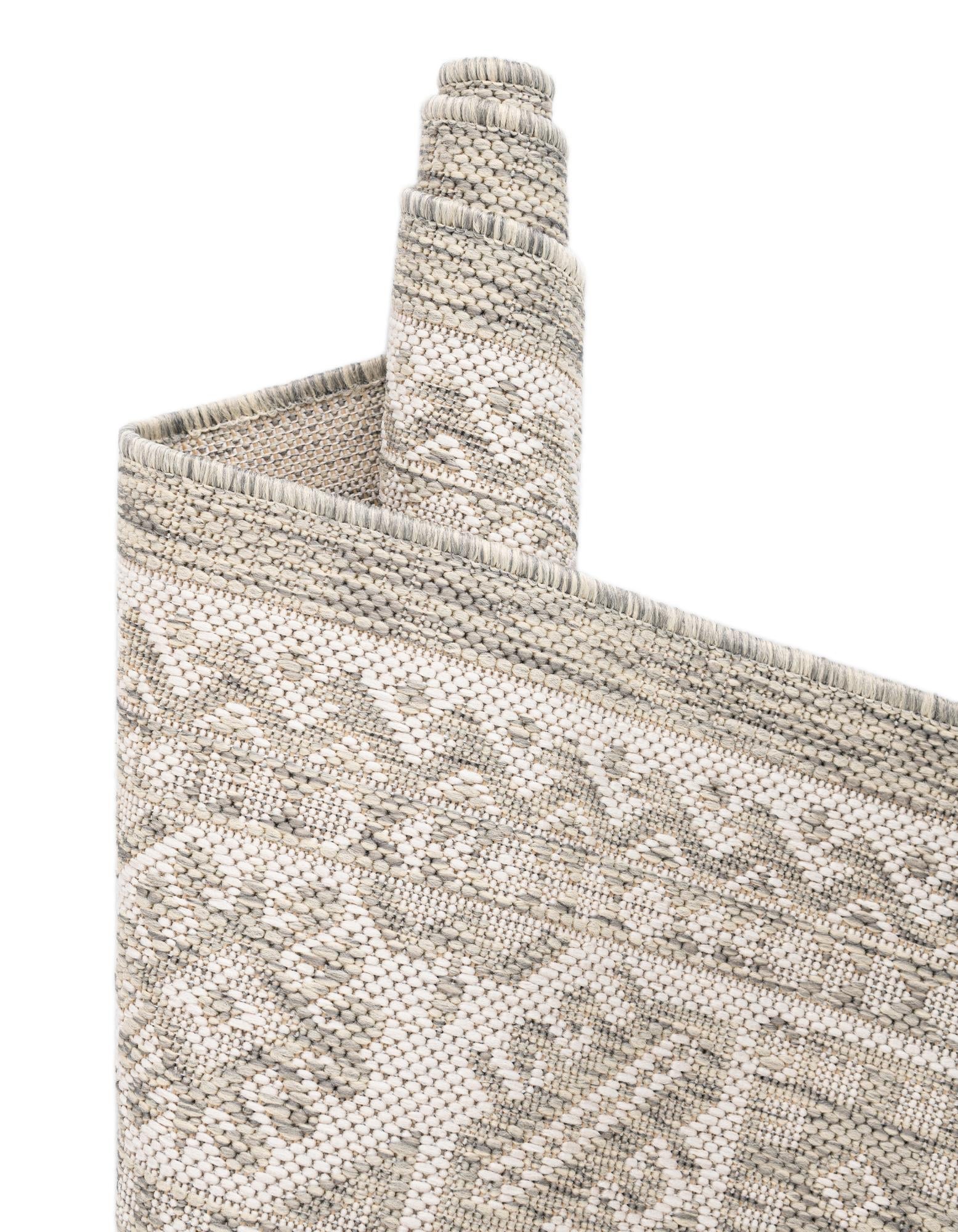 Tribal Terrace Treasures Collection Area Rug -  Incan Isle (Light Gray)