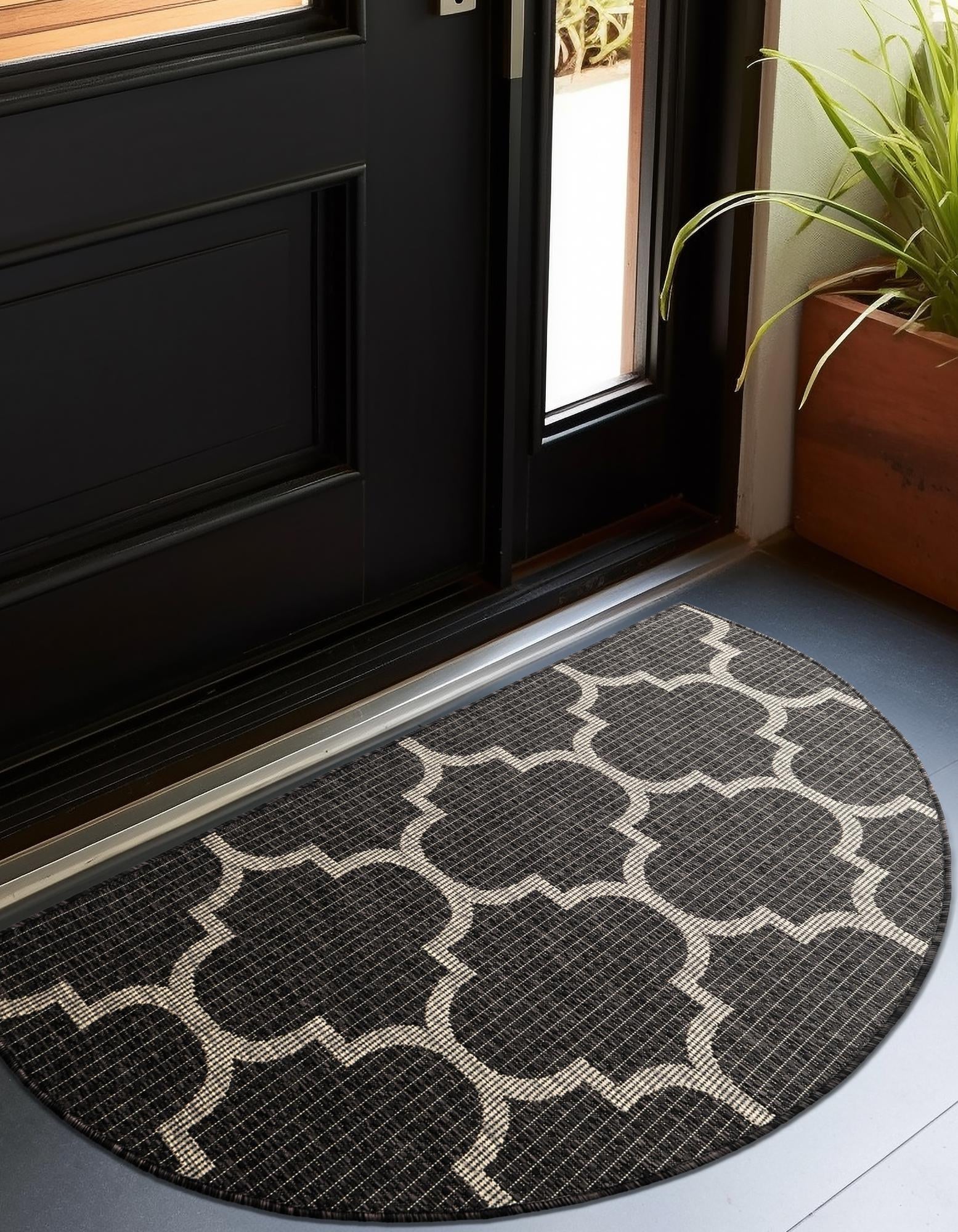 Seaside Lattice Collection Area Rug - Arbor (Black)