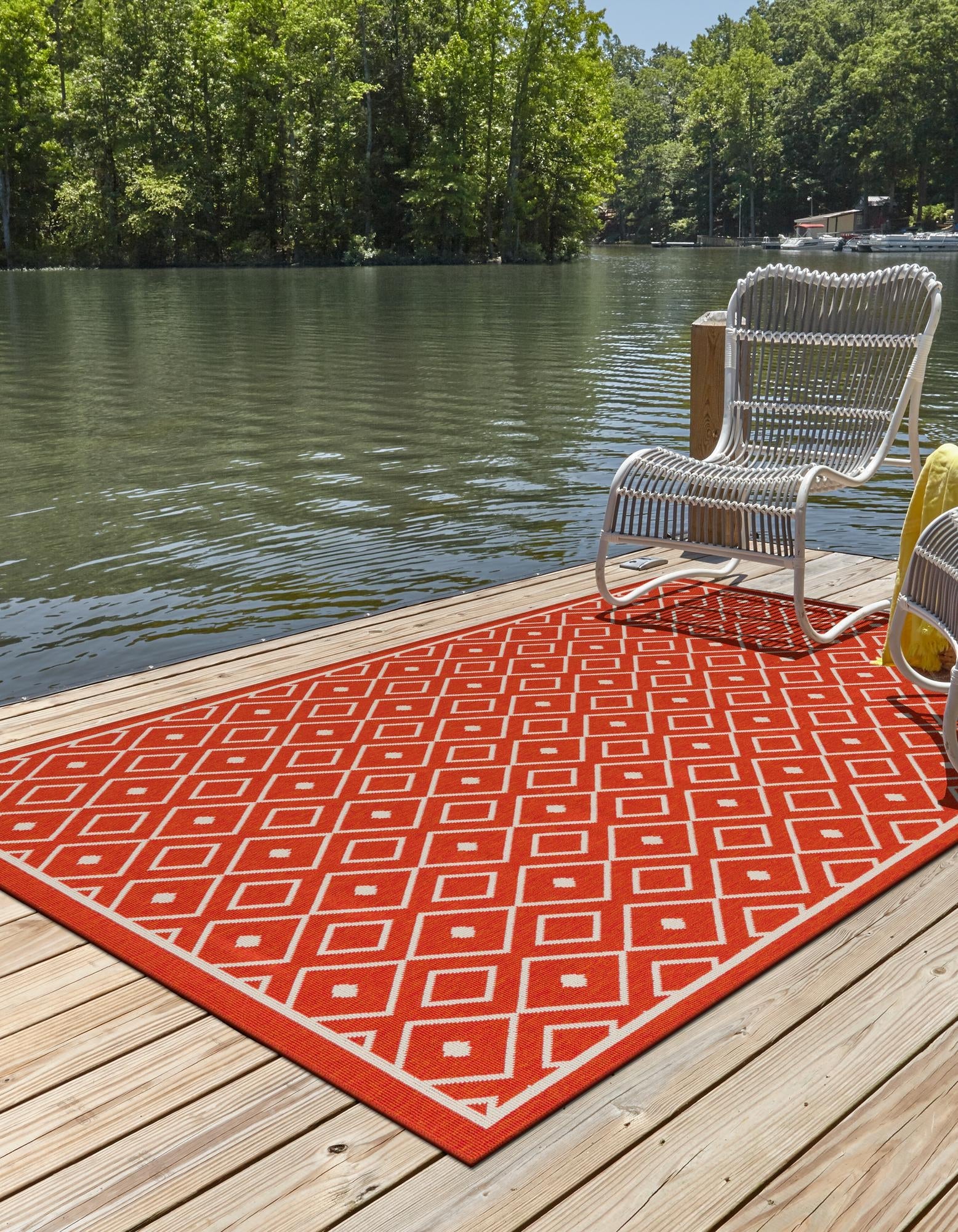 Seaside Lattice Collection Area Rug - Brighton