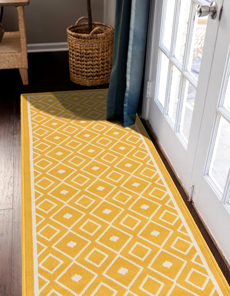 Seaside Lattice Collection Area Rug - Brighton