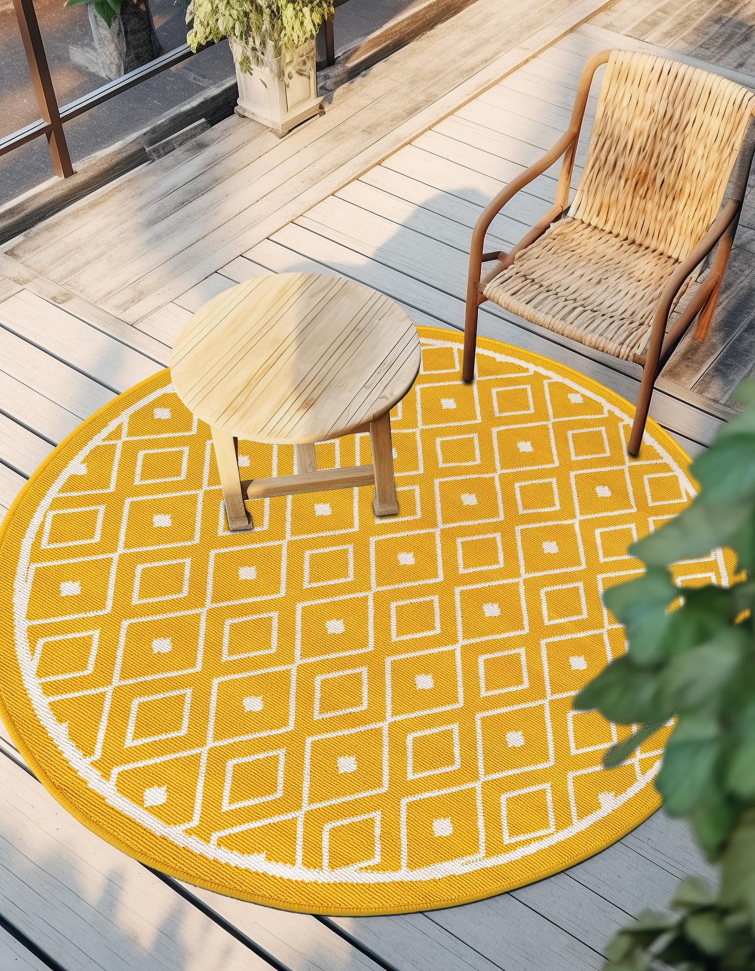 Seaside Lattice Collection Area Rug - Brighton