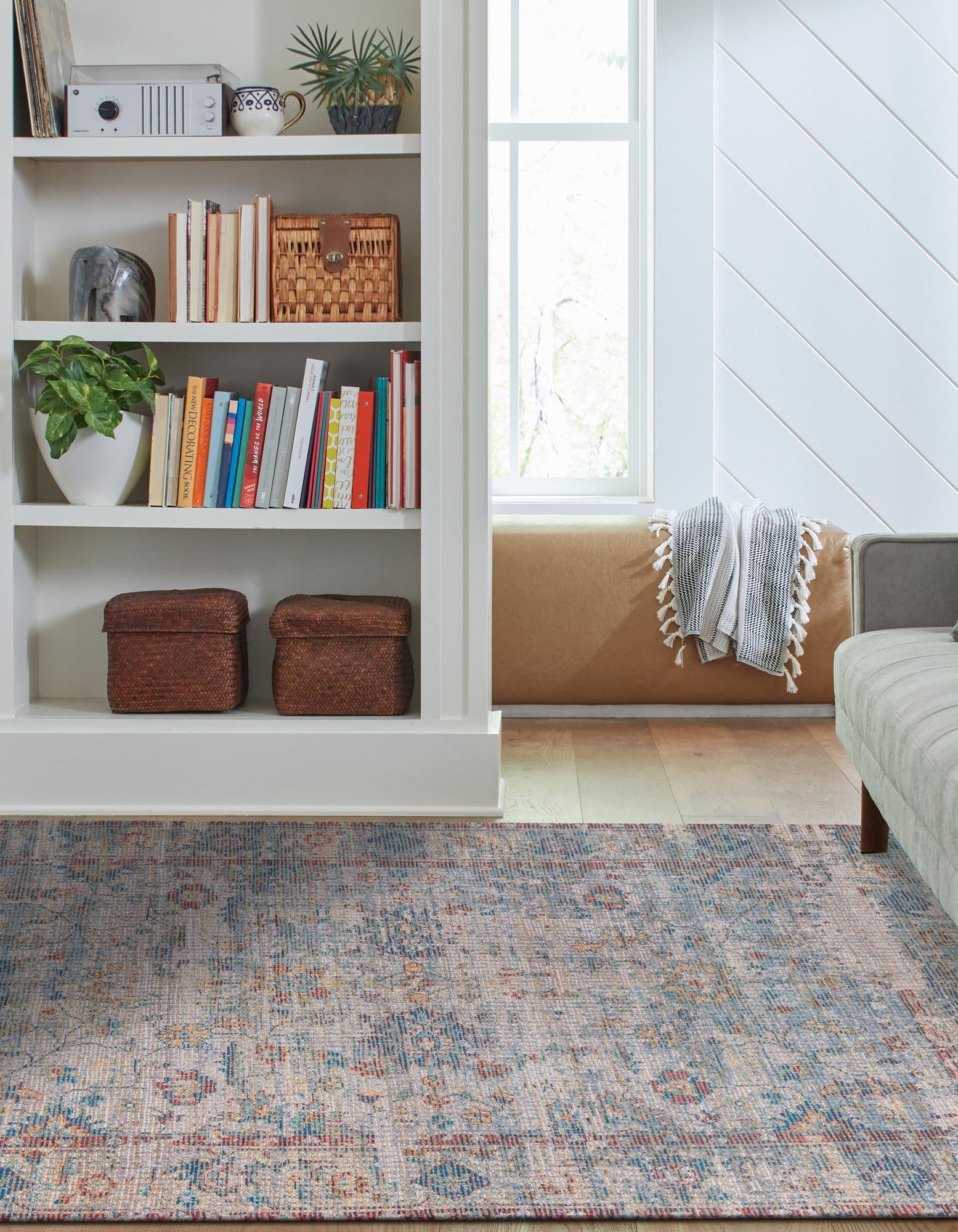 Savannah Threads Collection Area Rug - Tybee