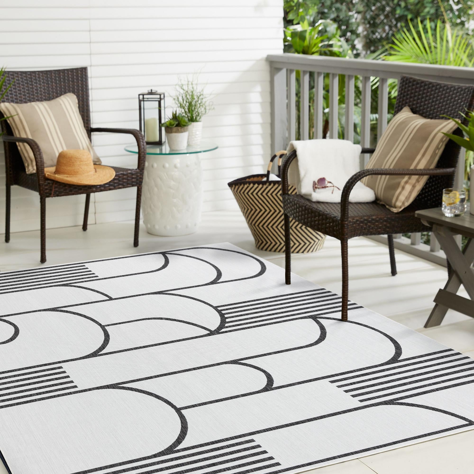 Urban Terrace Collection Area Rug -  Greenwich