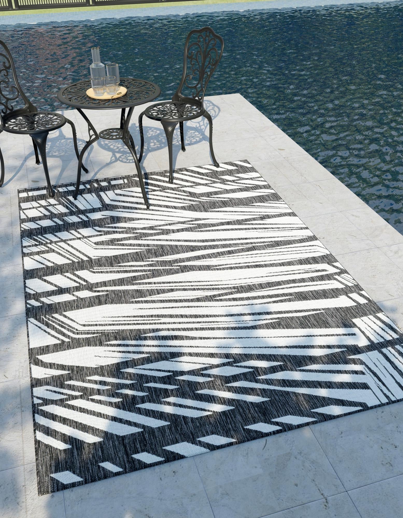 Urban Terrace Collection Area Rug -  Queens