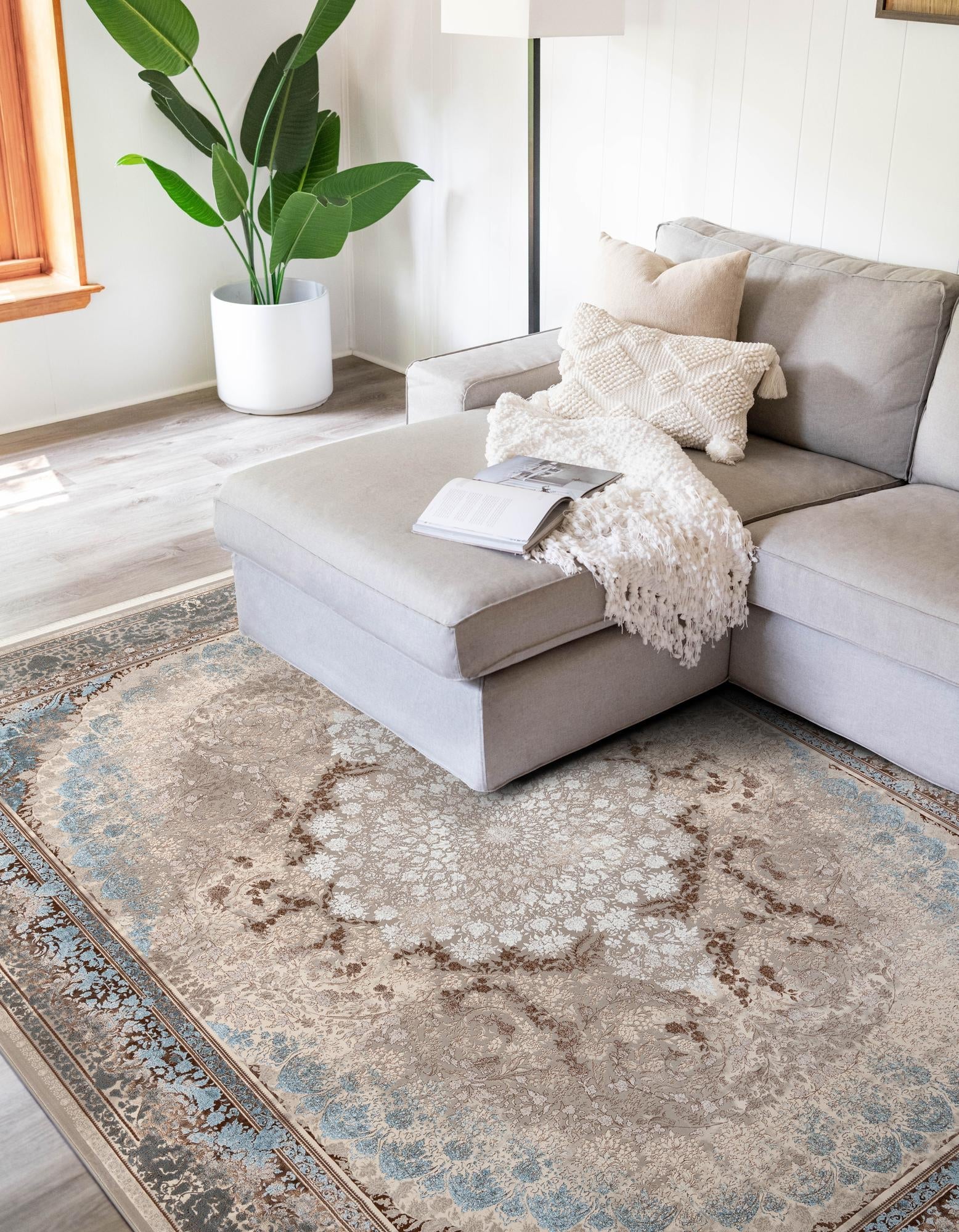 Verona Collection Area Rug -  Venice