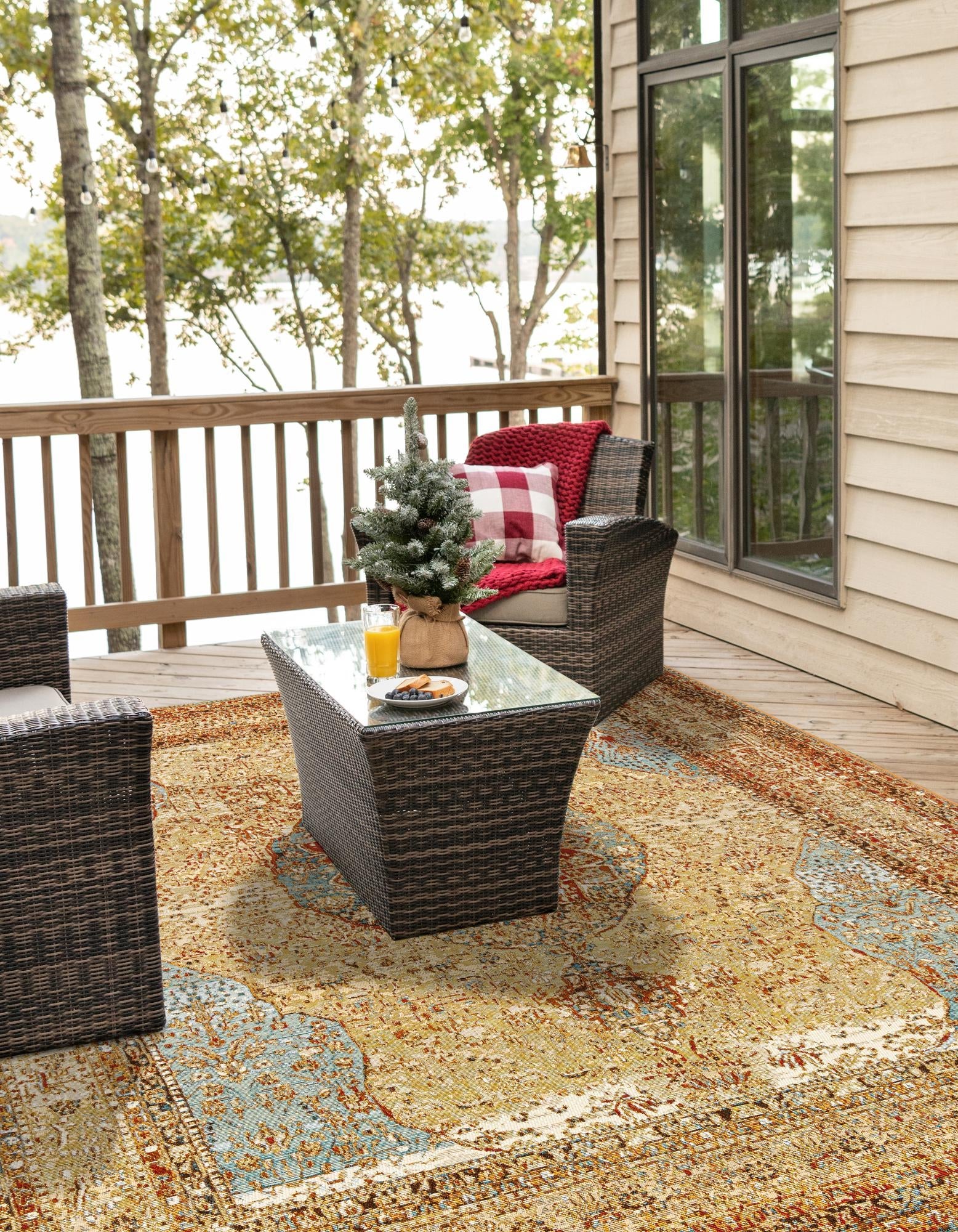 Patio Heritage Collection Area Rug -  Pergola