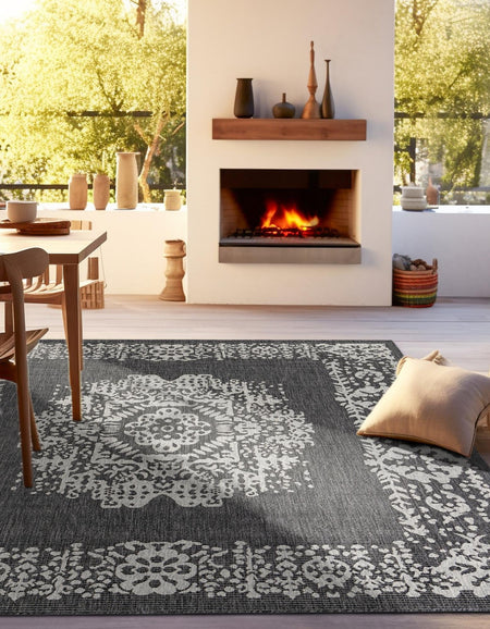 Patio Heritage Collection Area Rug - Savannah (Charcoal Gray)