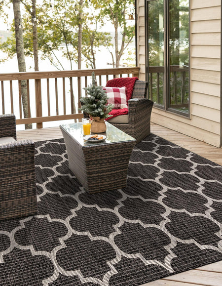 Seaside Lattice Collection Area Rug - Arbor (Black)