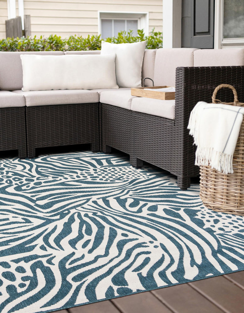 Savannah Escape Collection Area Rug -  Masai Square Navy Blue and Ivory  lifestyle 32