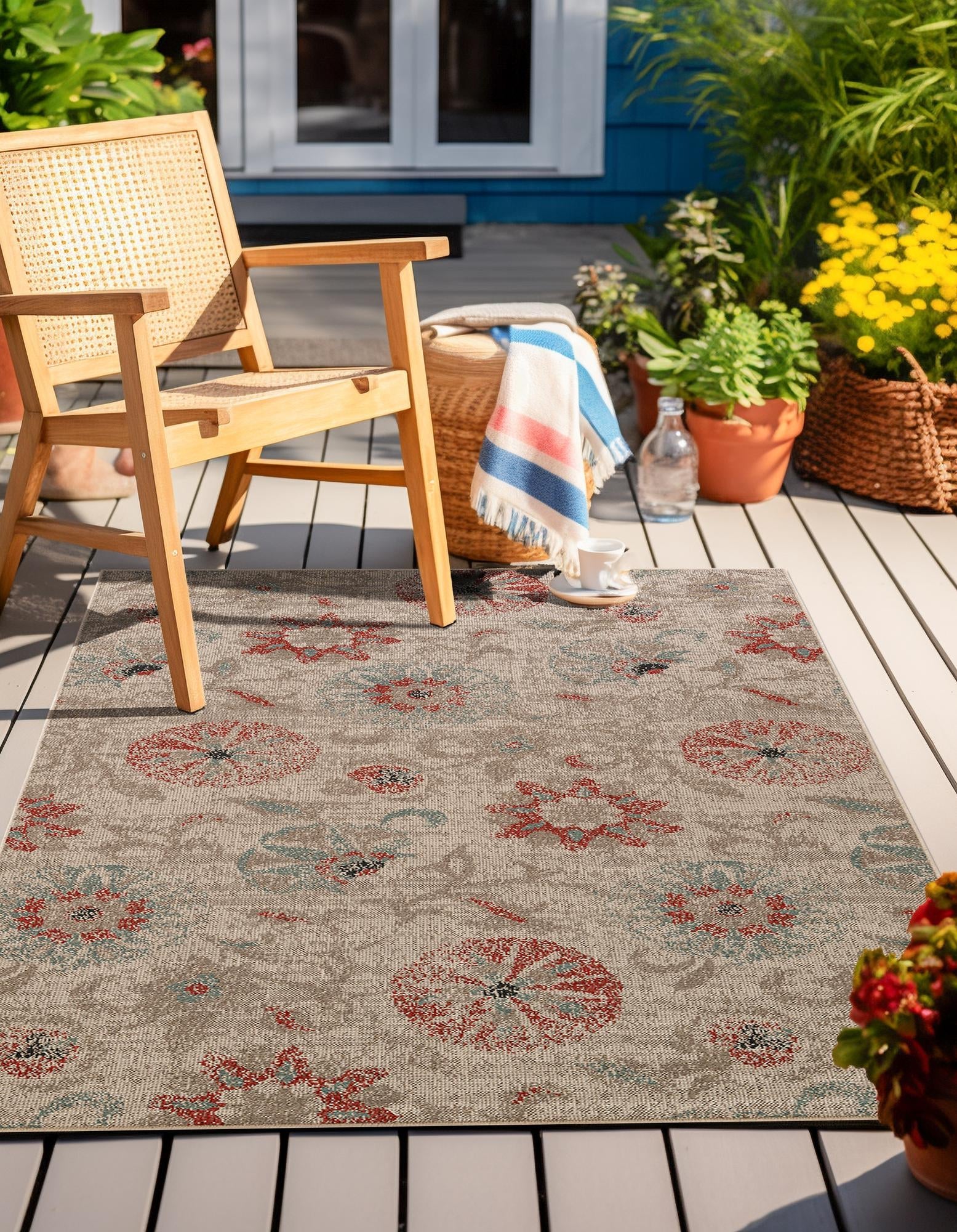 Seaside Blooms Collection Area Rug - Seychelles