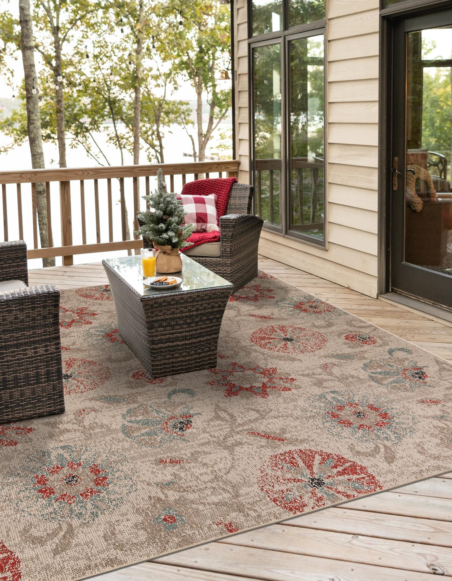 Seaside Blooms Collection Area Rug - Seychelles