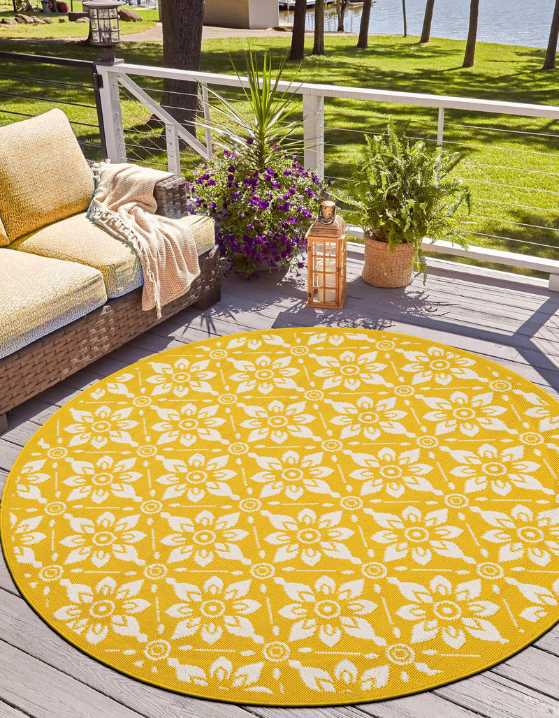 Seaside Lattice Collection Area Rug -  Whitby Round Yellow  lifestyle 59