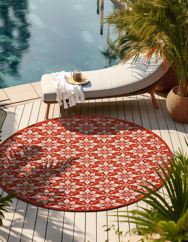 Seaside Lattice Collection Area Rug -  Whitby Round Rust Red  lifestyle 95