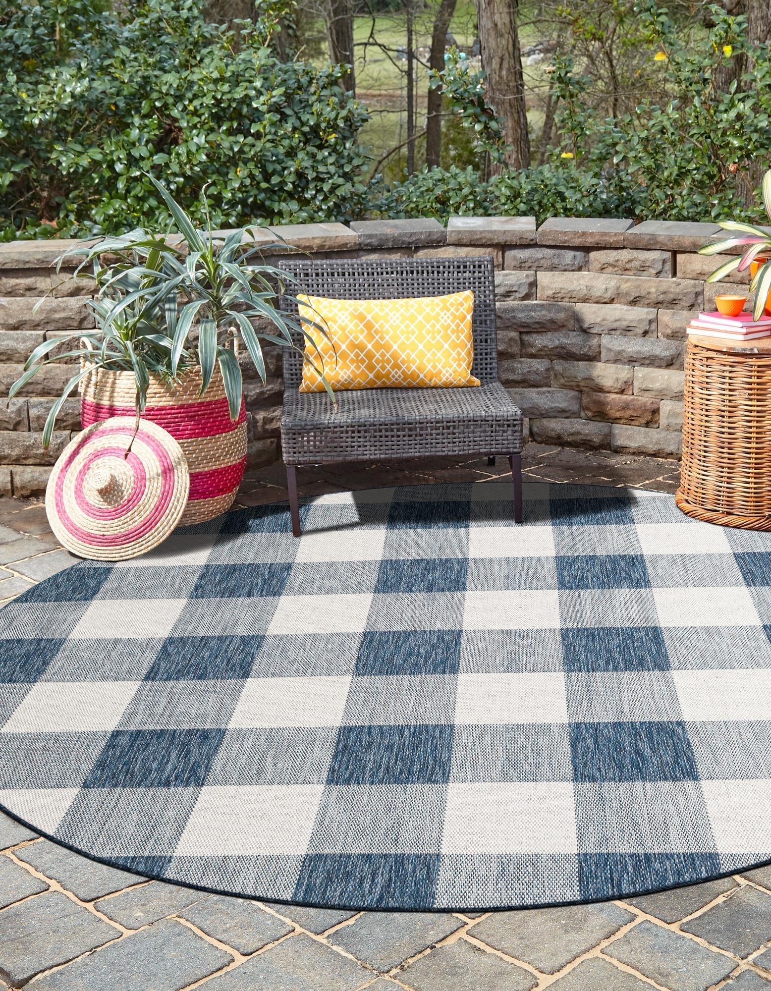 Patio Plaid Collection Area Rug - Veranda