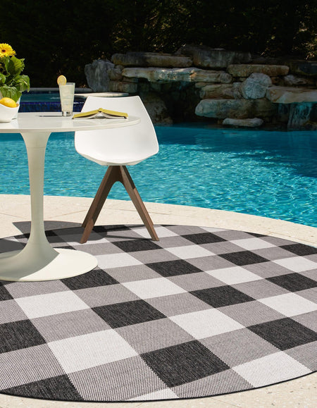 Patio Plaid Collection Area Rug - Veranda