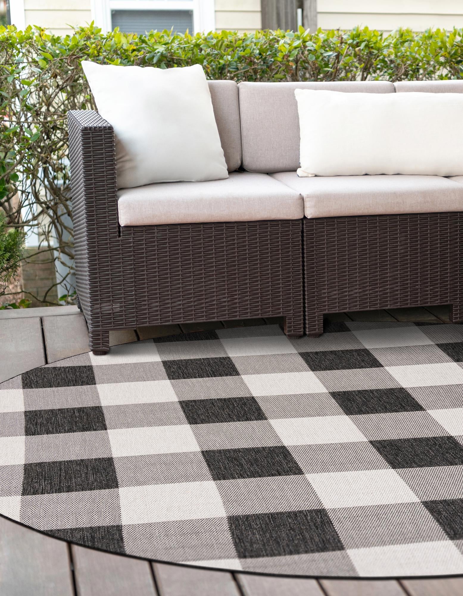 Patio Plaid Collection Area Rug - Veranda